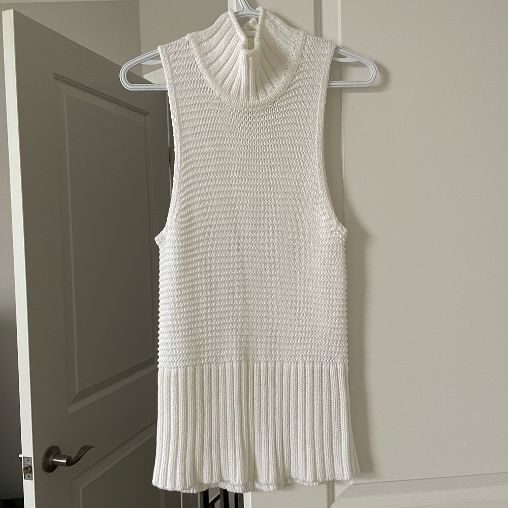 Gap Sleeveless Sweater